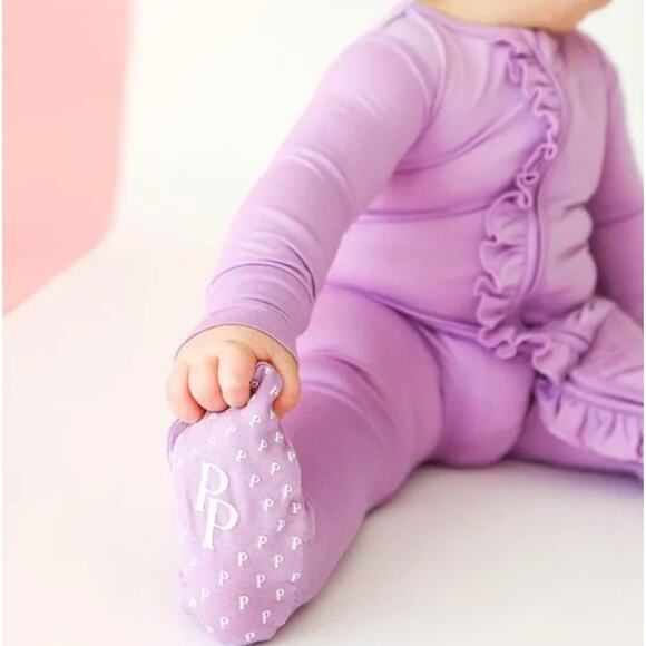 Posh Peanut Footie Ruffled Zippered One Piece - 3-6 months (Bundle of 3) - Picture 7 of 9